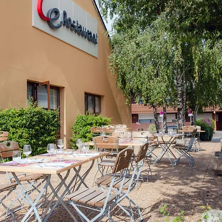 Hotell Campanile Nature - Rodez